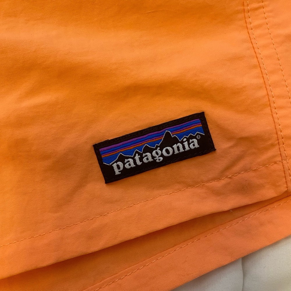 Orange Patagonia Baggies NWOT - Picture 2 of 5